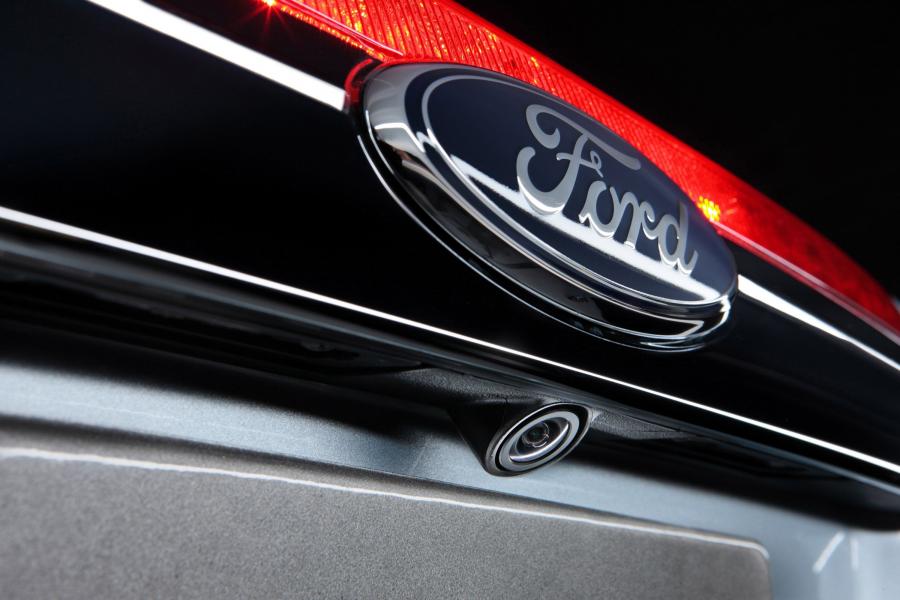  Ford Fusion 2010 года  (фото 10 из 28)